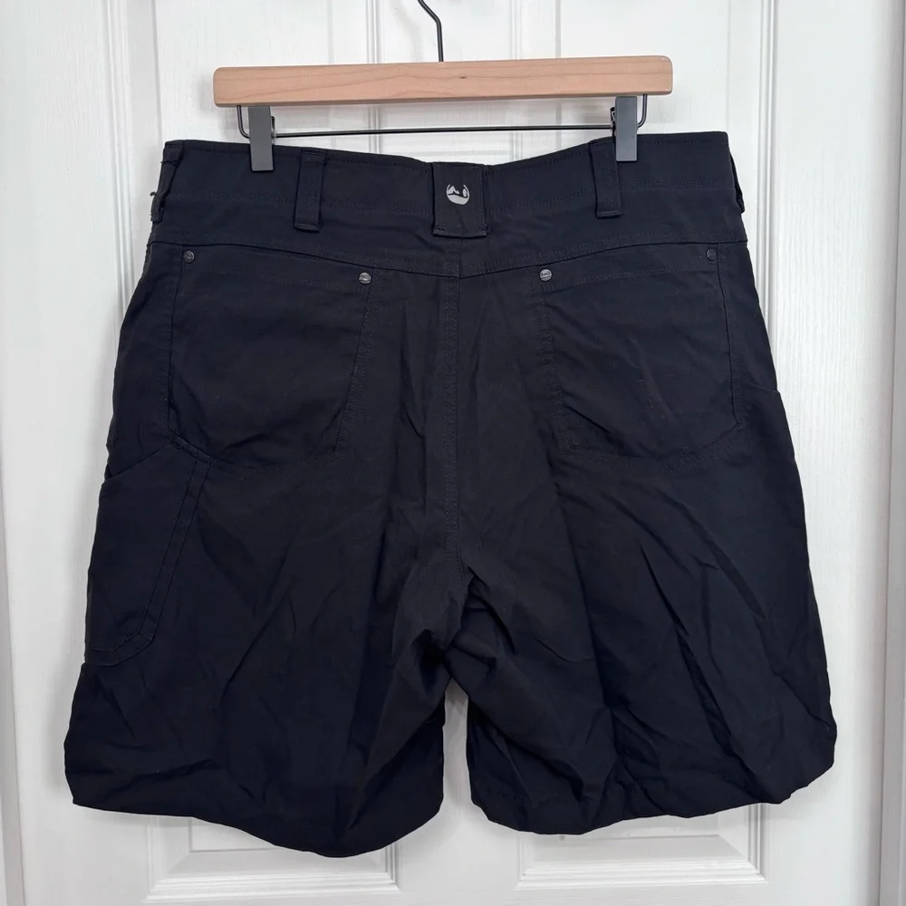Black Performance Shorts | Wrangler Size 38